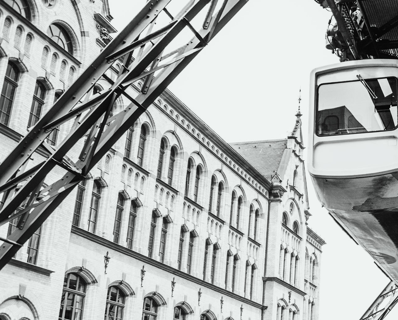 LYNR GRUPPE - IMMOBILIEN - HAUSMEISTERSERVICE